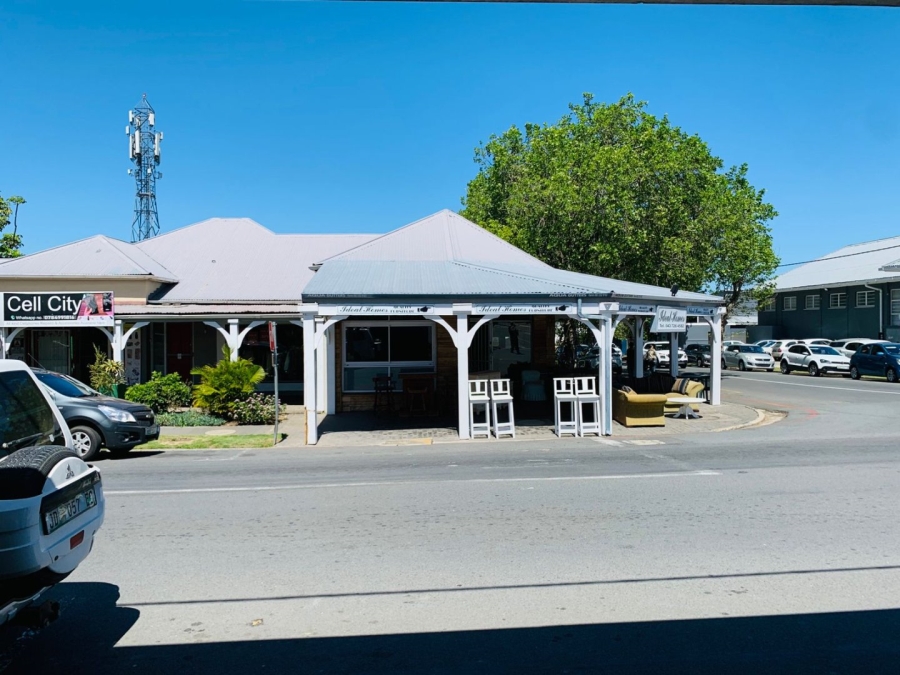 Commercial Property for Sale in Vincent Eastern Cape